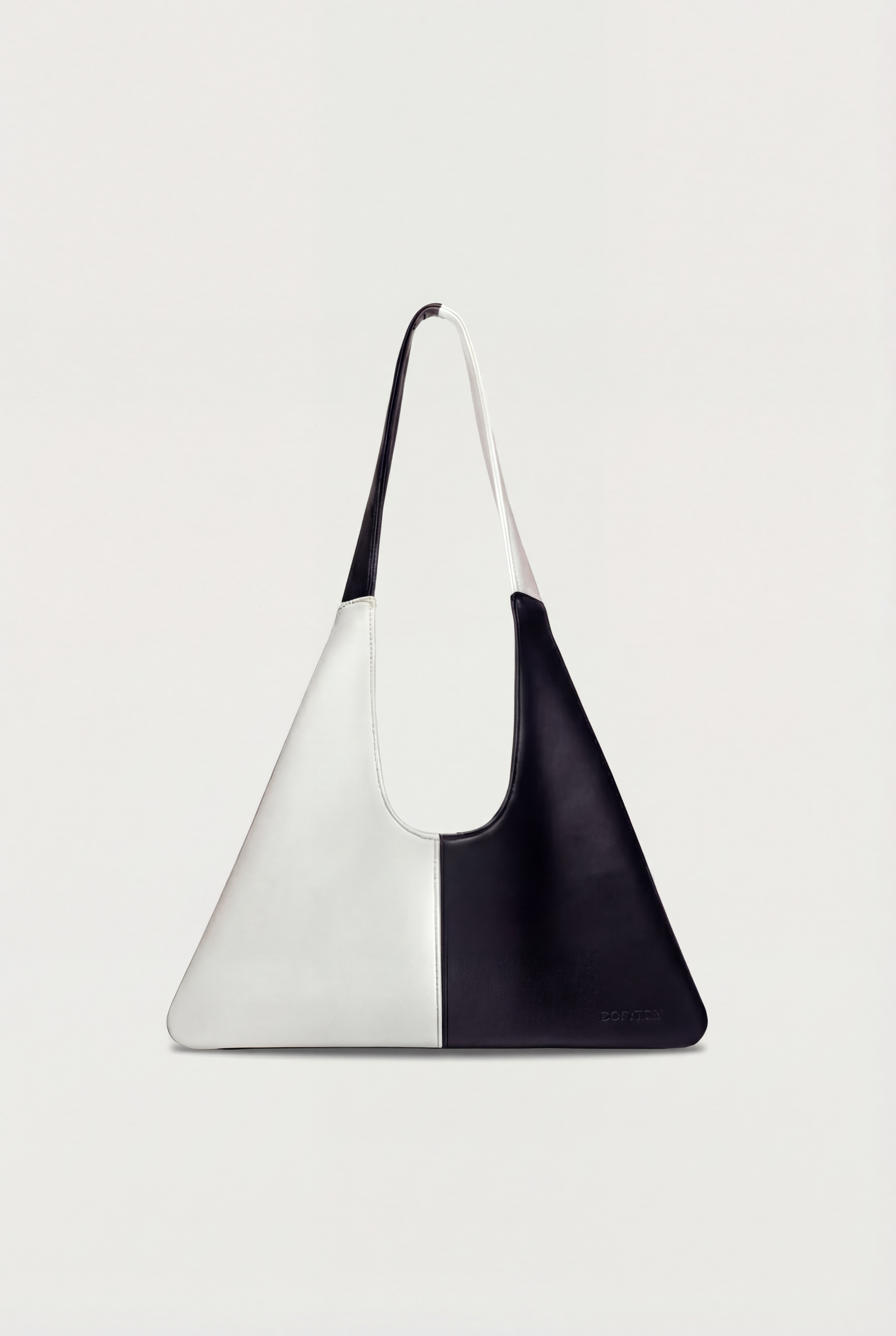 Agave Triangular Tote | Black & White