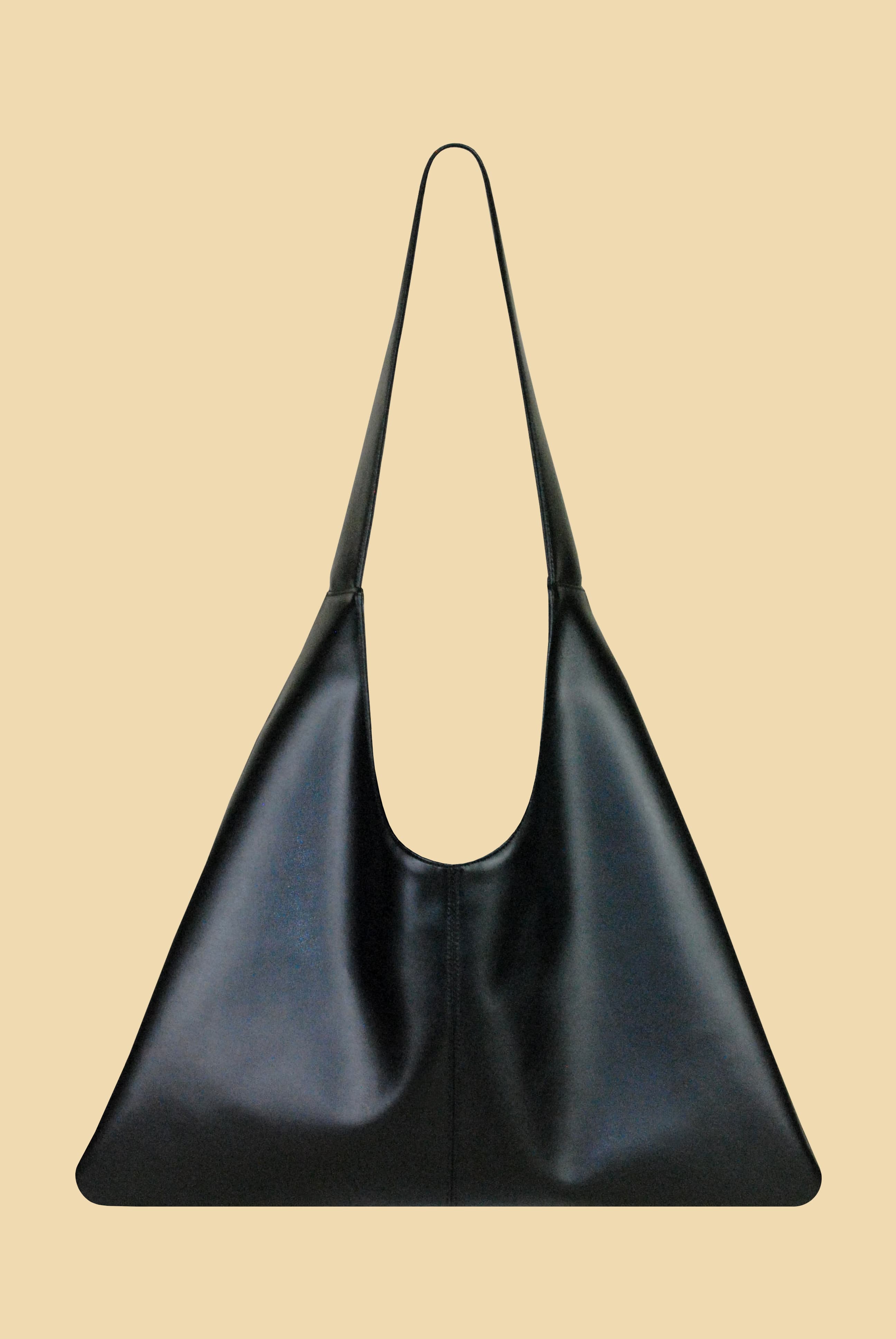 Agave Triangular Tote XL | Black