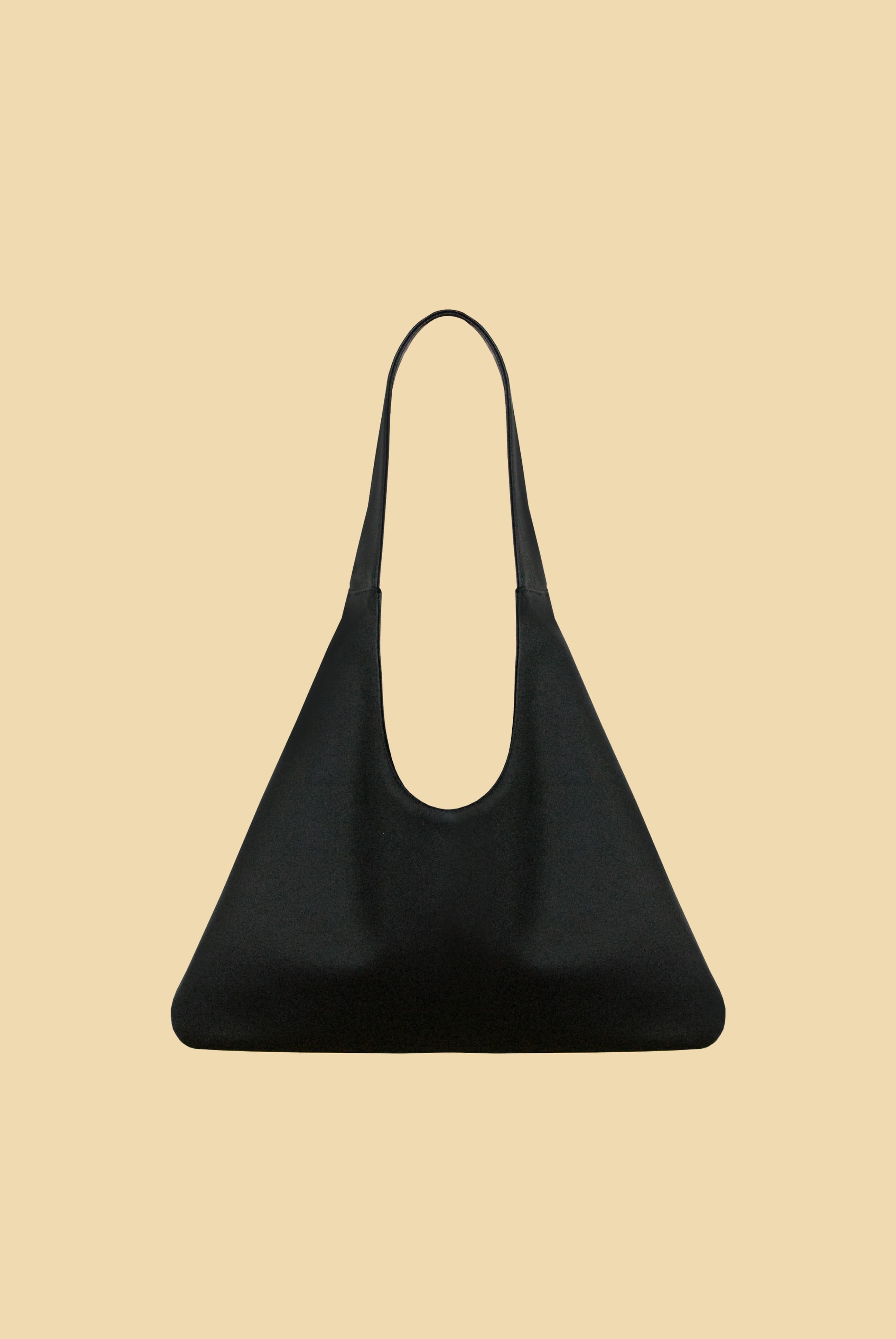 Agave Triangular Tote | Black