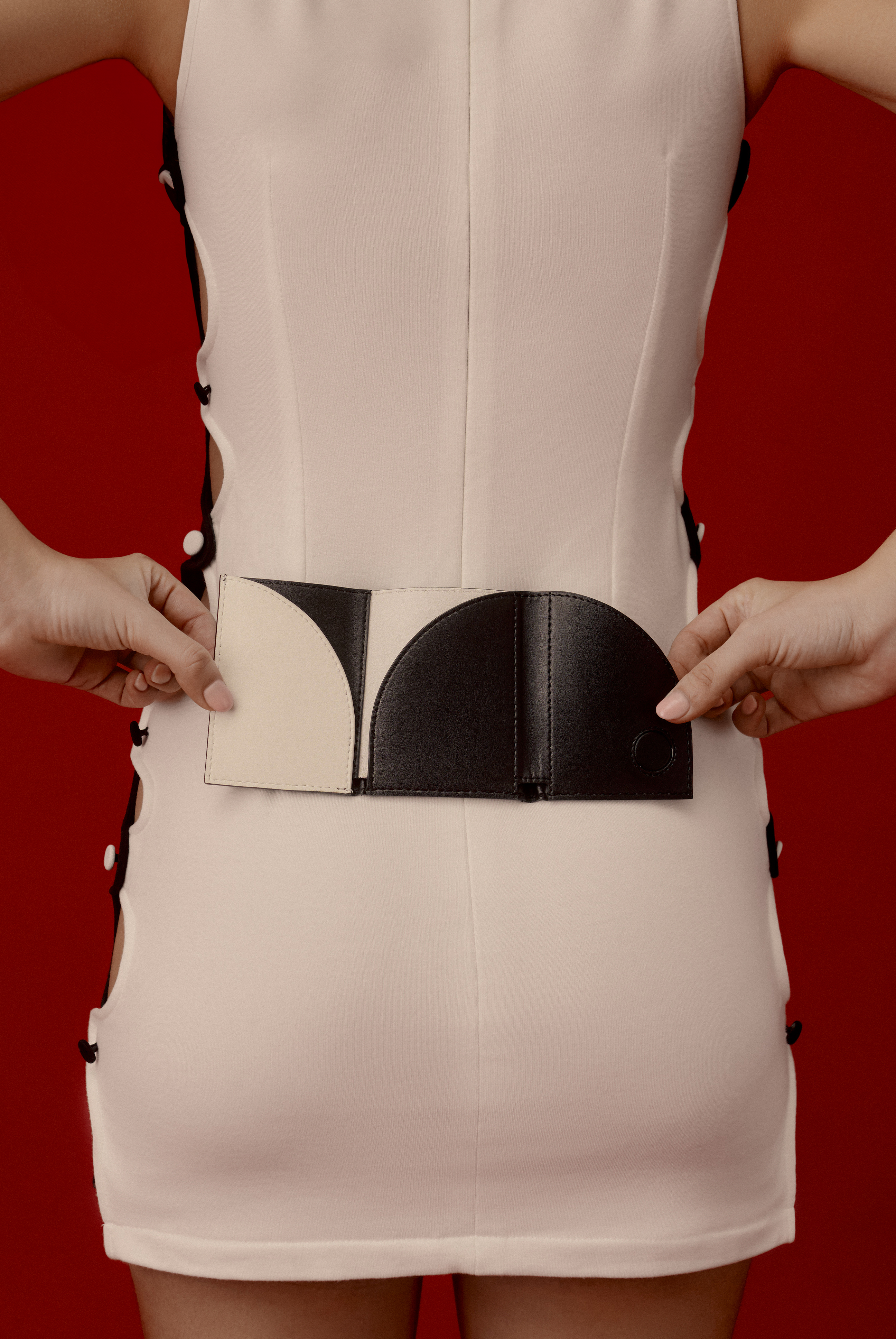 Ines Bi-Fold Wallet | Black & White