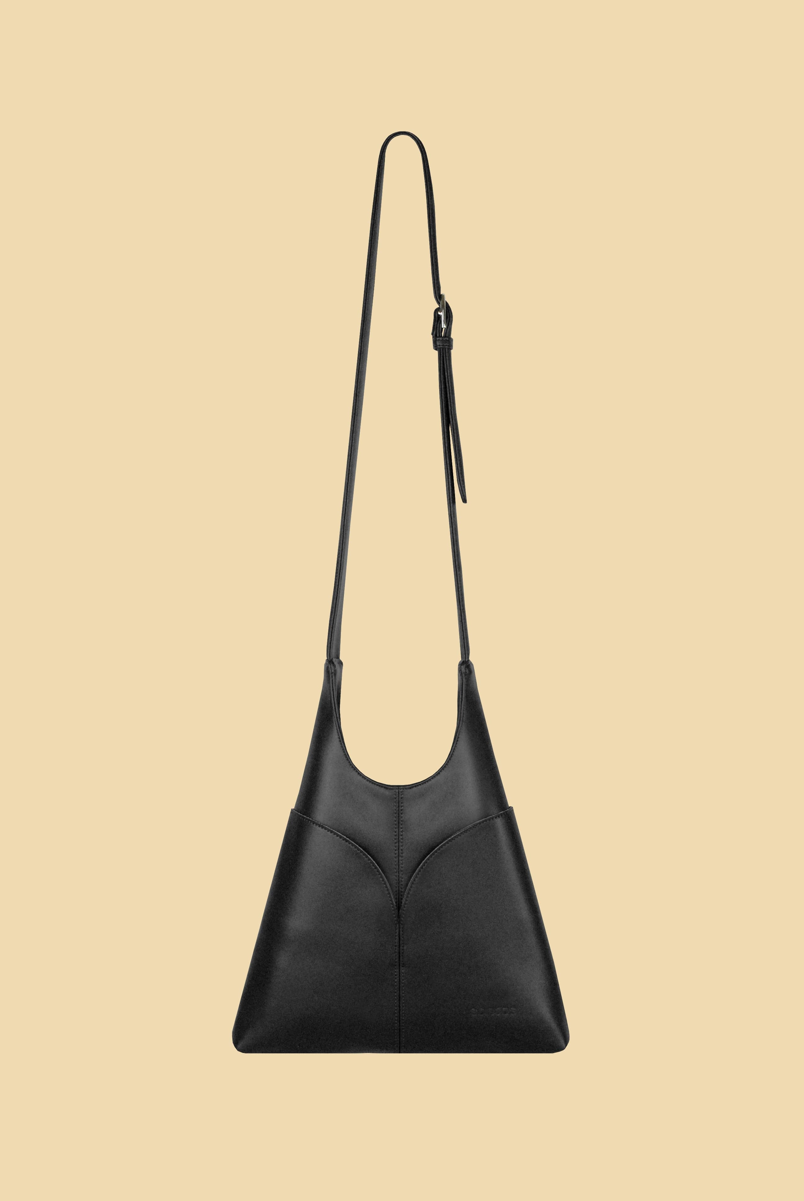 Pilar Hobo | Black