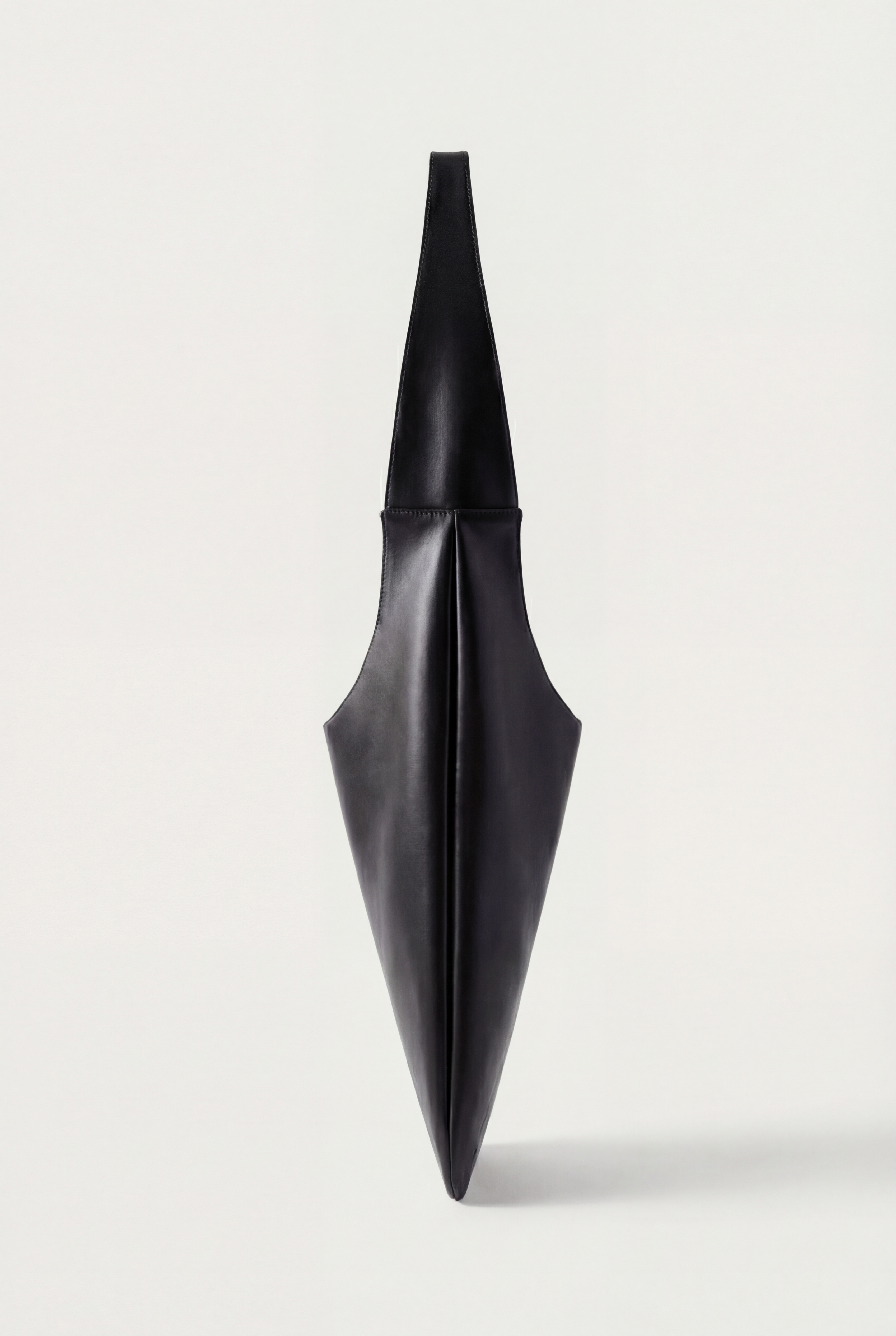 Agave Triangular Tote XL | Black